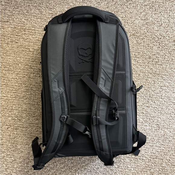 Nomatic x McKinnon Camera Pack 25L + ACCESSORIES - Picture 4 of 11